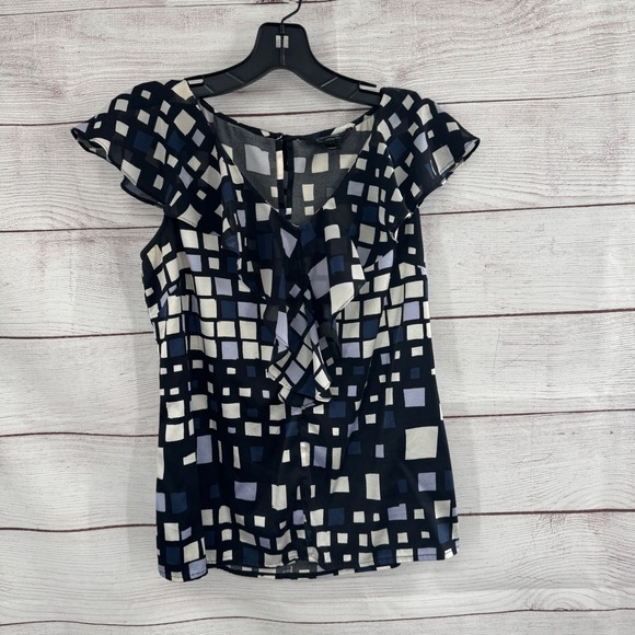 St. John Silk Ruffle‎ Top Square Print Sleeveless Blouse Black Blue White 2 - Picture 1 of 11